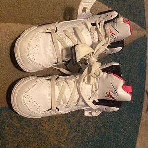 AIR JORDAN FLIGHT 45 GIRL'S BASKETBALL SIZE: 4.5Y *SOLD*